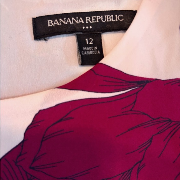 Floral Sleeveless sheath Dress - Burgundy and White - Picture 4 of 4